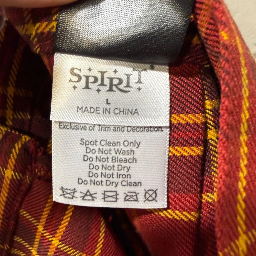 Harry Potter Gryffindor Plaid Skirt Pleated Mini NWT‎ Red Gold Lrg Hermione - Picture 9 of 13